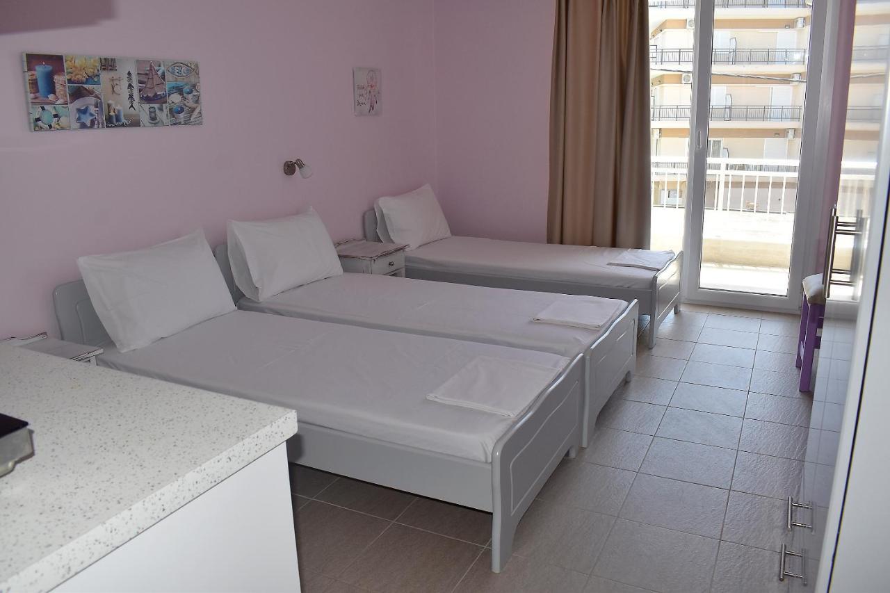 Giorgos-fenia Appartement Paralía
